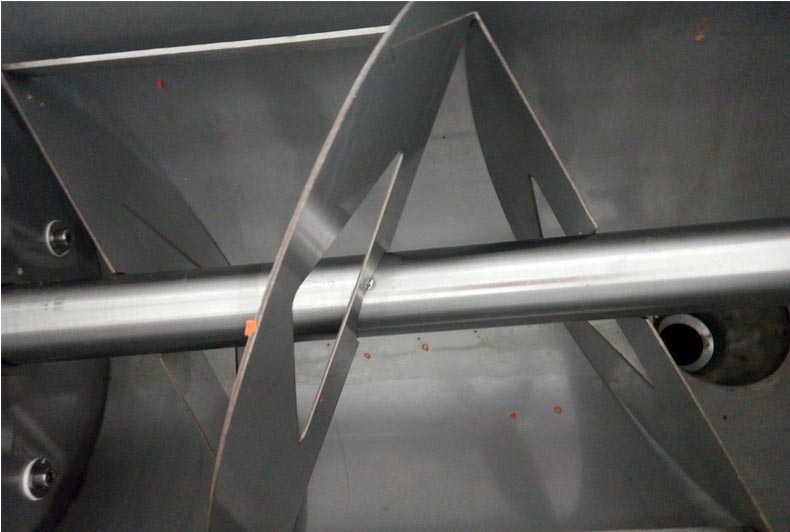 臥式攪拌醬類灌裝機